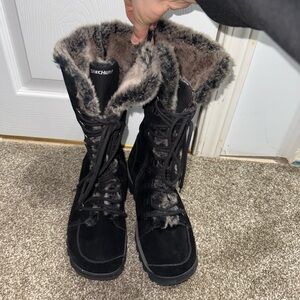 Skechers Women's Black Faux Fur Winter Boots
